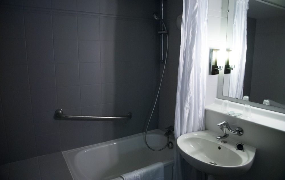 Hotel Inn Design Resto Novo Bourges Exterior photo